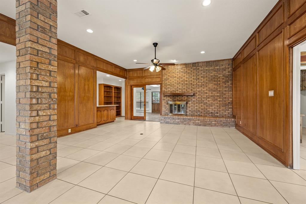 628 Shadowcrest Lane