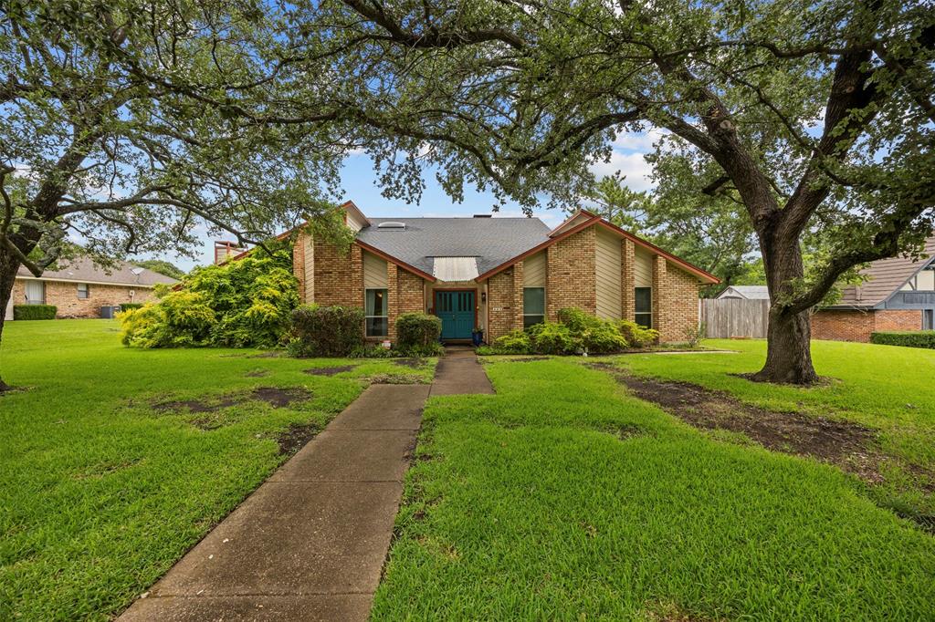 907 Green Terrace Lane