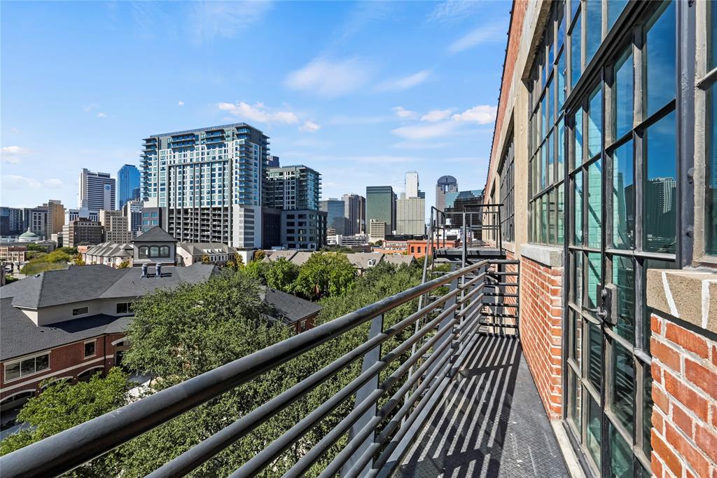 Canton Loft 2220 - Residential