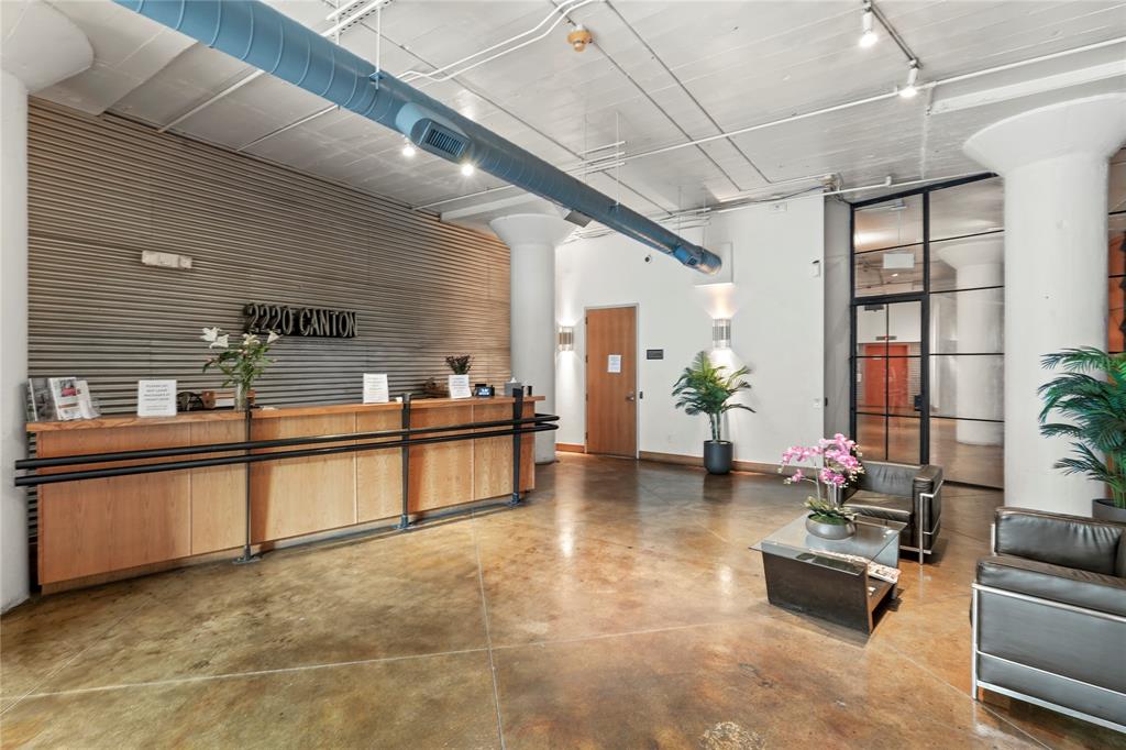 Canton Loft 2220 - Residential