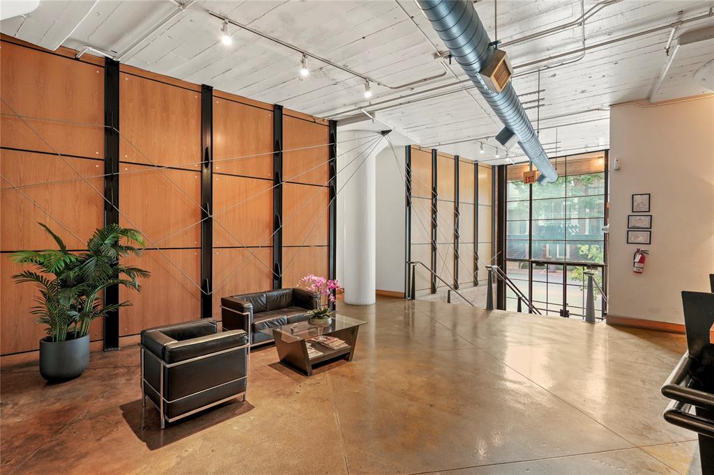 Canton Loft 2220 - Residential