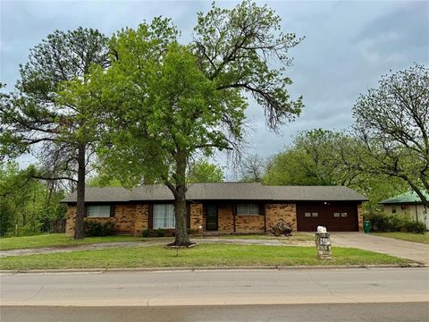 712 Indiana Street Graham TX 76450