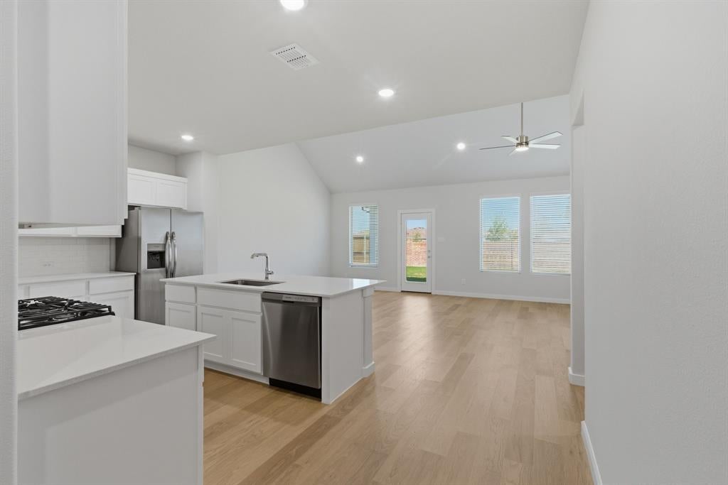 637 Sierra Ridge
