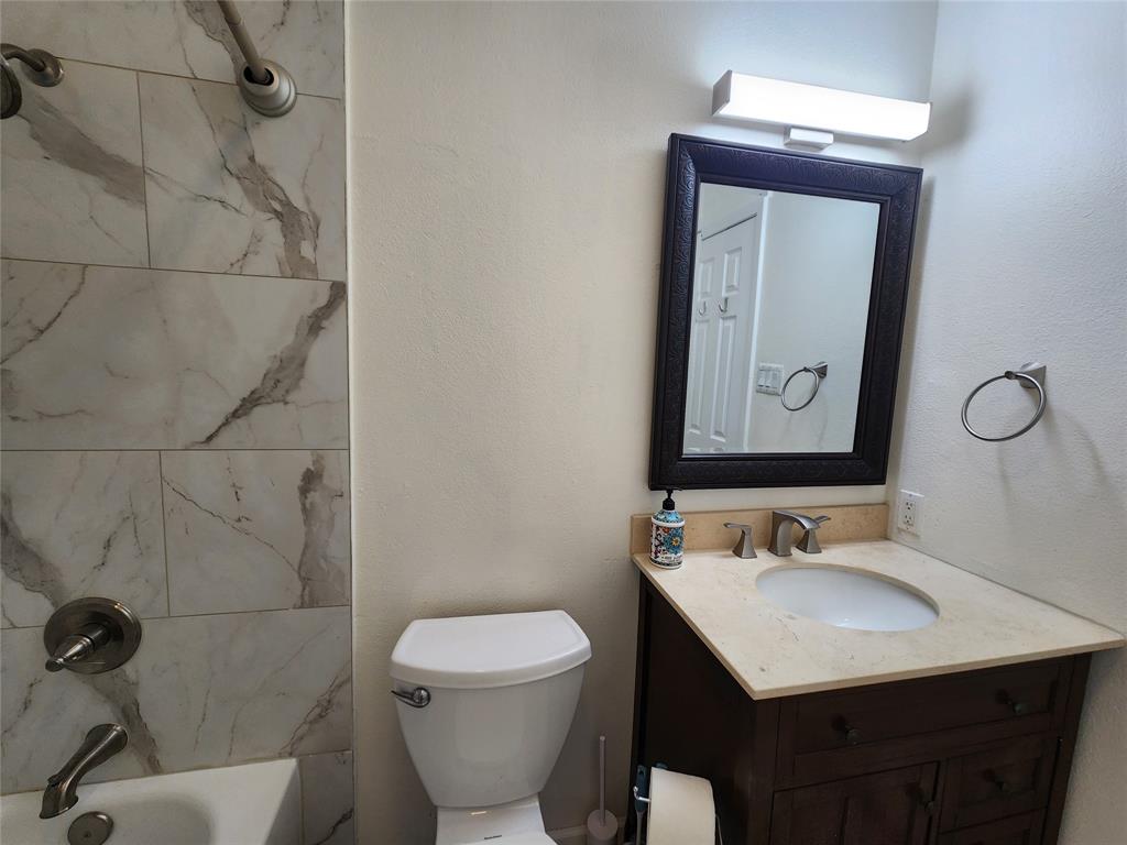 Timbercreek Comm #10b - Residential Lease