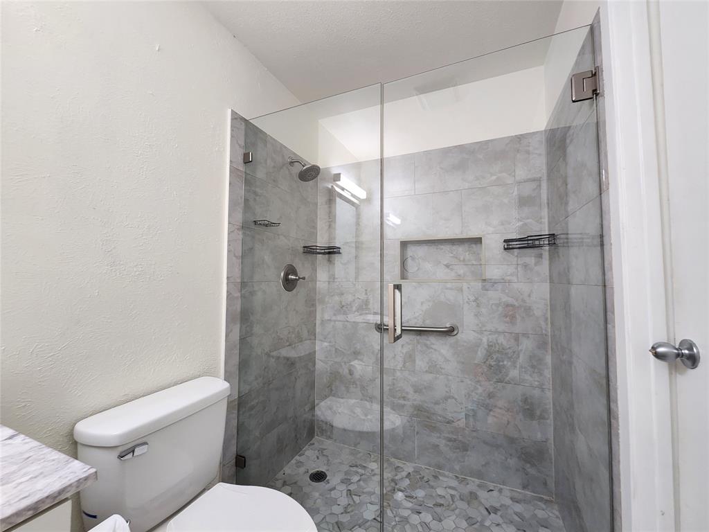 Timbercreek Comm #10b - Residential Lease