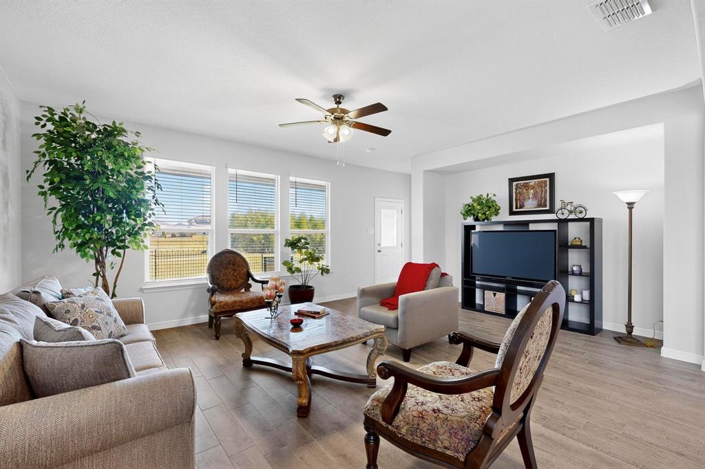 Belclaire Ph III - Residential Lease