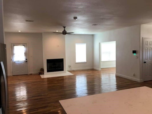 1023 E OAK ST, DENTON, TX 76205 - Image 28dd014c5cfc9d1f29ec8fdc7638bb65/1322724603