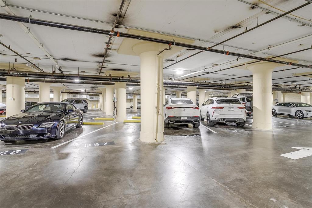 One Montgomery Plaza Residence Condo - Residential