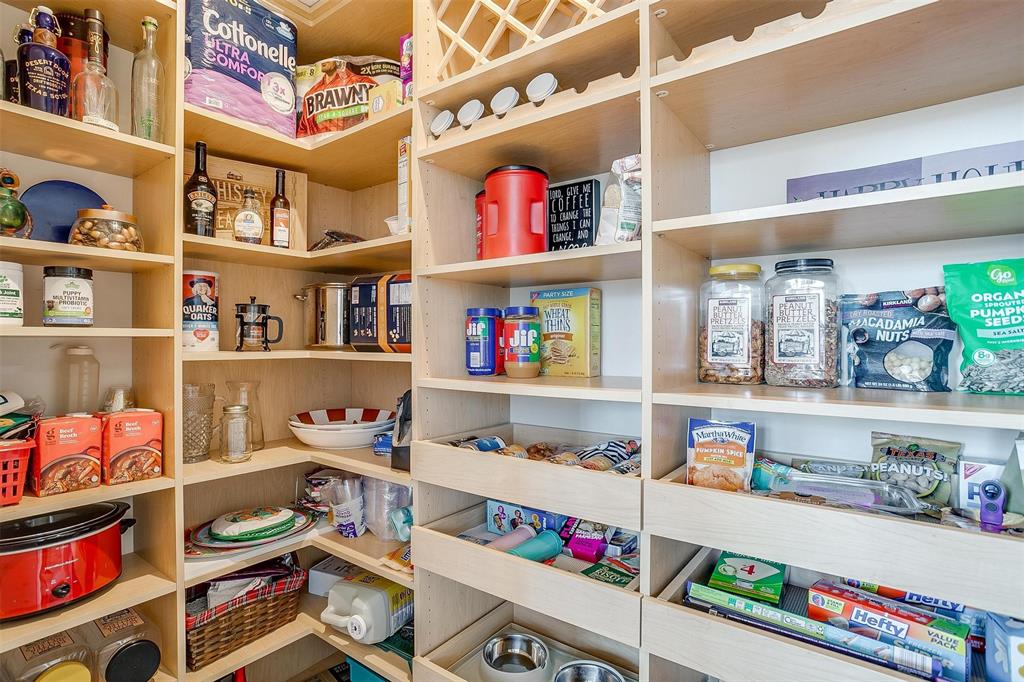 One Montgomery Plaza Residence Condo - Residential