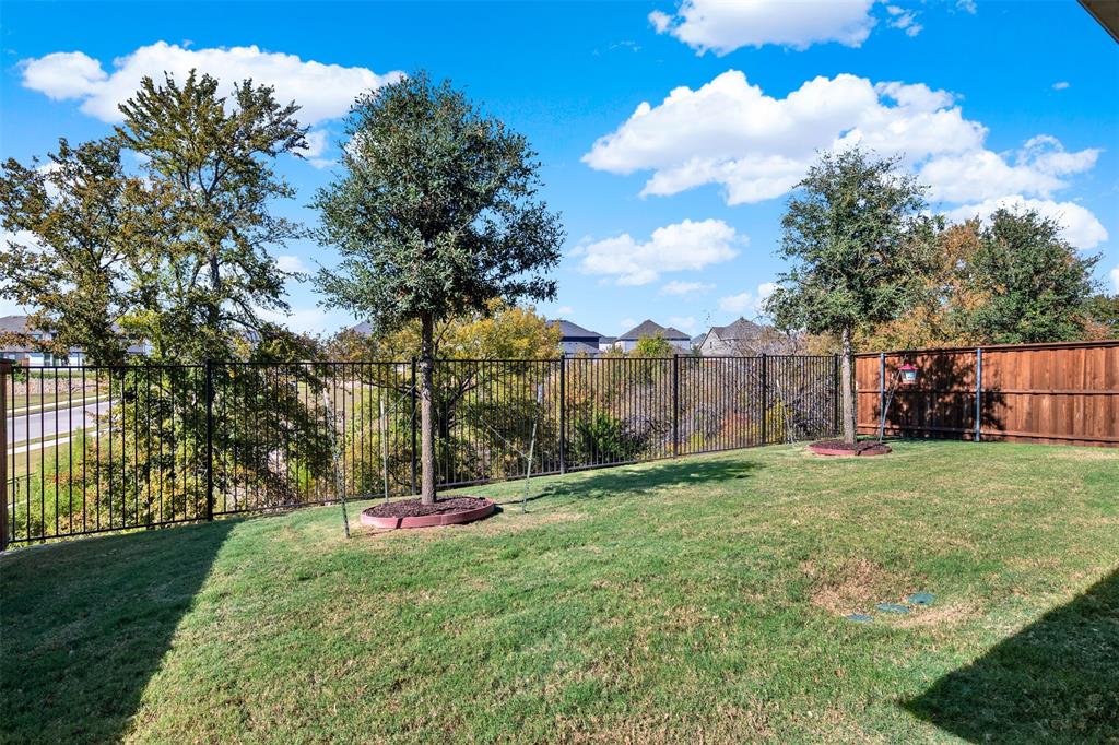4109 Holbrook Way