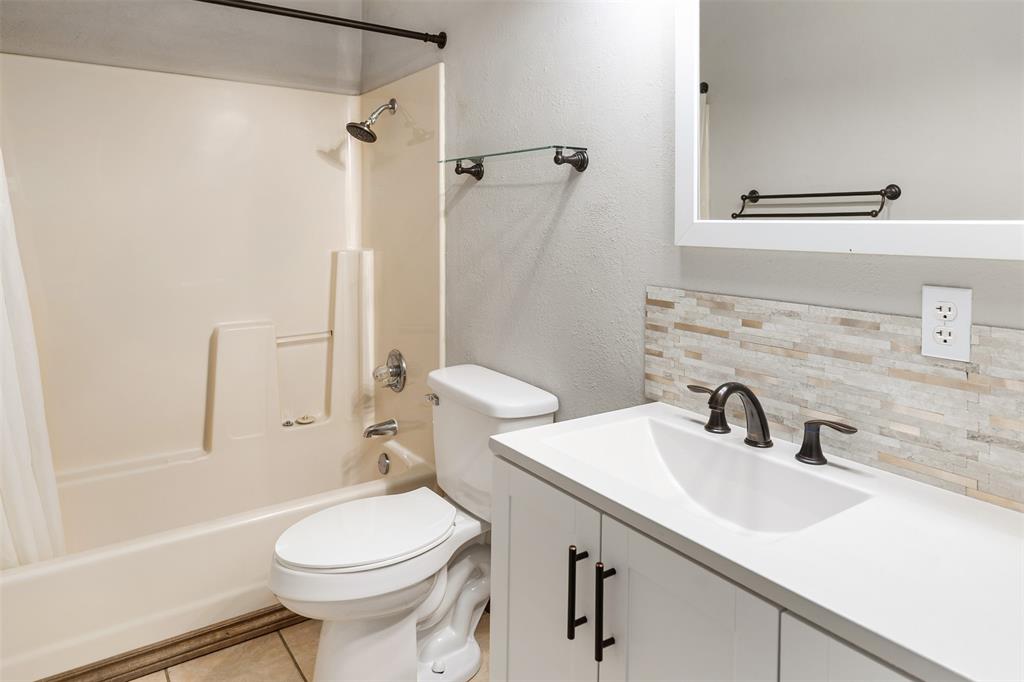 H M STRODE SUR - Residential