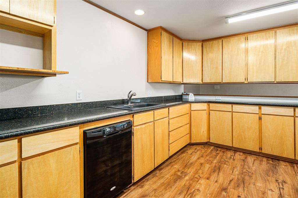 H M STRODE SUR - Residential