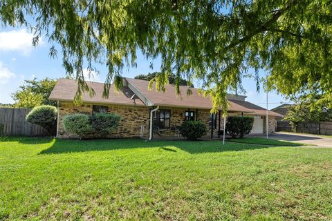 151 Peach Tree Road Gun Barrel City TX 75156