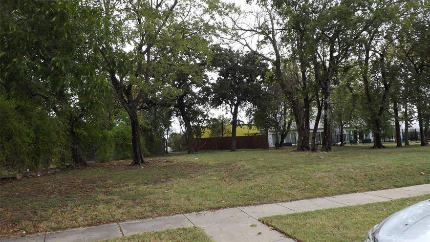 Prime Redevelopment Opportunity near Downtown Dallas.
Discover the potential of this 7143 square foot lot located within a Planned Development District, PD 595, near Fair Park. Current zoning allows a variety of uses, including single family, multifamily, and mixed use residential as well as retail or office development. All utilities are available on site, offering a head start for your next project.

Conveniently located minutes from downtown Dallas, major highways, schools, and shopping. Ideal for a custom builder, investor, or small infill developer looking for strong growth potential in a rapidly transforming area.

Buyer and buyers agent to verify PD zoning ordinance, setbacks, and all development requirements with the City of Dallas.