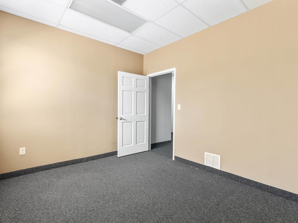 Shady Oaks - Commercial Sale