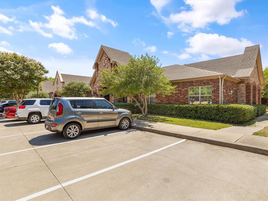 Shady Oaks - Commercial Sale