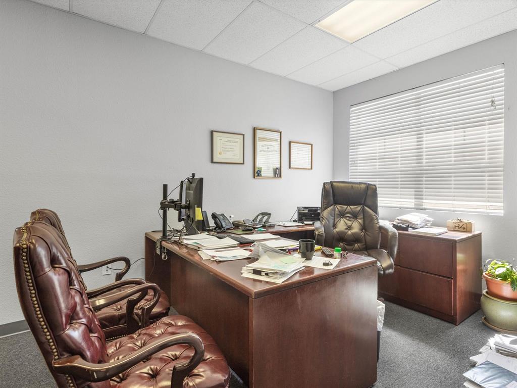 Shady Oaks - Commercial Sale