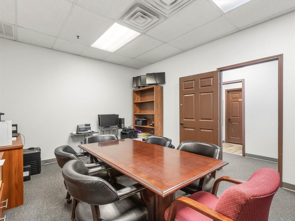 Shady Oaks - Commercial Sale