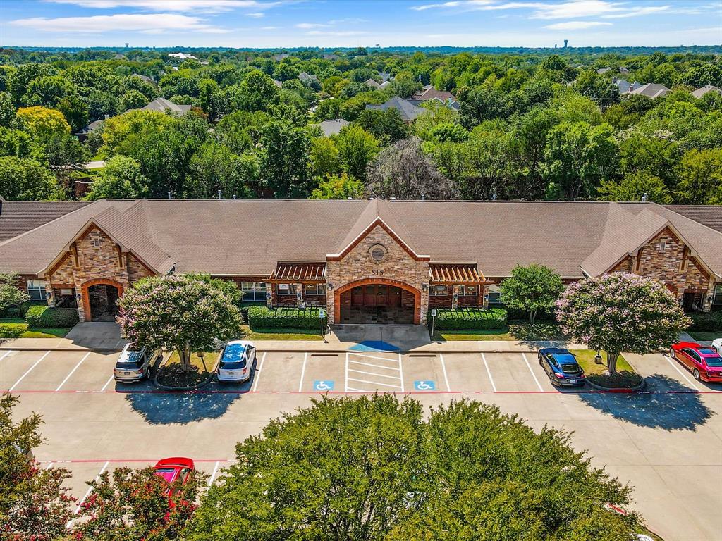 Shady Oaks - Commercial Sale