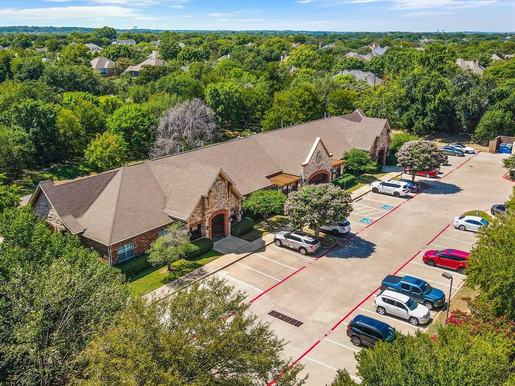Shady Oaks - Commercial Sale