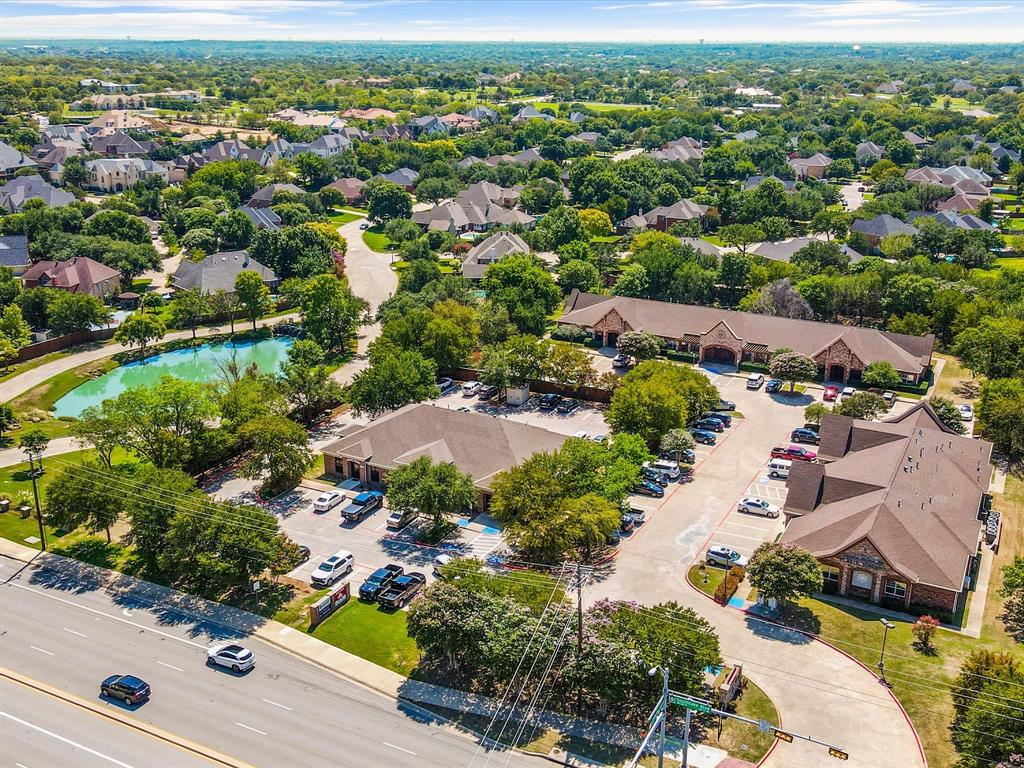 Shady Oaks - Commercial Sale