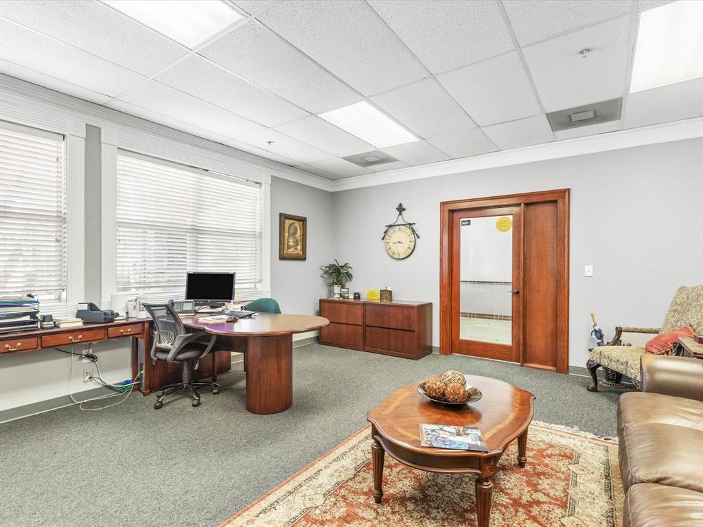 Shady Oaks - Commercial Sale