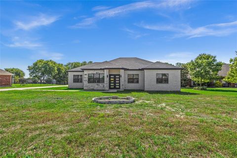 1057 Meadow Hill Drive Lavon TX 75166