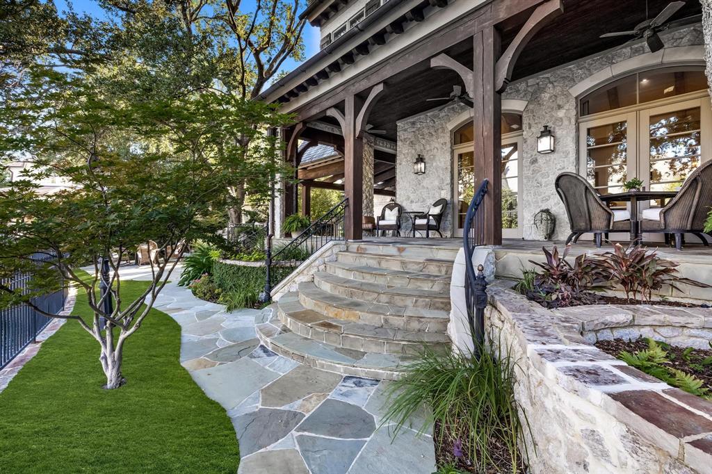 Estates 03 - Residential