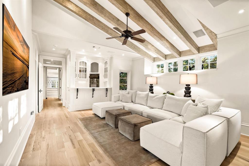 Estates 03 - Residential