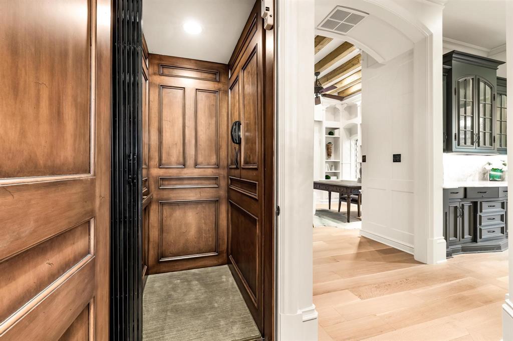 Estates 03 - Residential