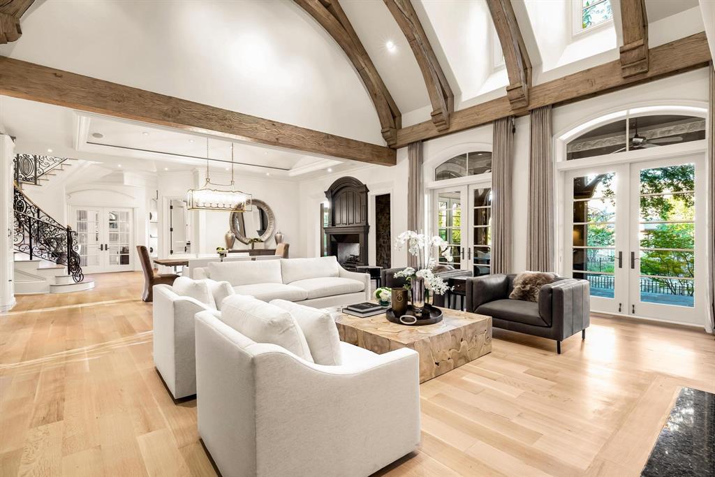 Estates 03 - Residential