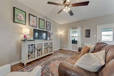 Tiny photo for 120 Horseshoe Lake Drive, Edgewood, TX 75117 (MLS # 21190061)