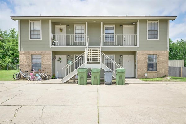 608 KINGS WAY DR APT B, MANSFIELD, TX 76063 - Image 28e4dfddba2bf0895bdf720df8483a71/2641747089