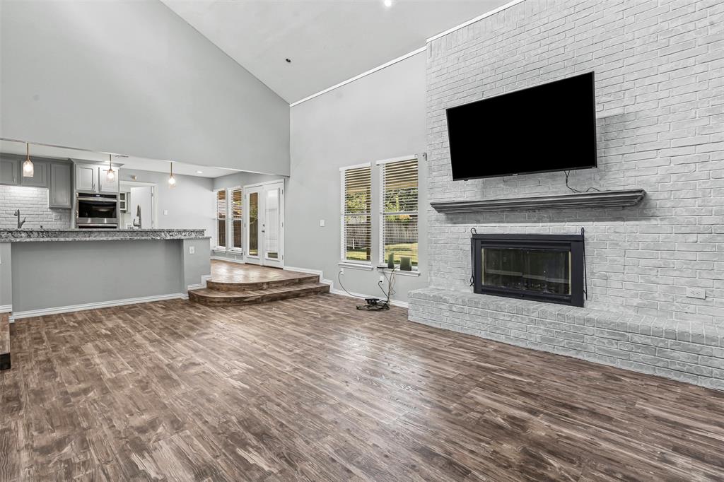 Fort Worth, Texas 76112, United States, 4 Bedrooms Bedrooms, ,3 BathroomsBathrooms,Residential,Active,215007