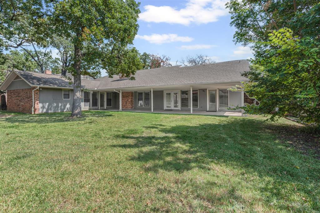Fort Worth, Texas 76112, United States, 4 Bedrooms Bedrooms, ,3 BathroomsBathrooms,Residential,Active,215007