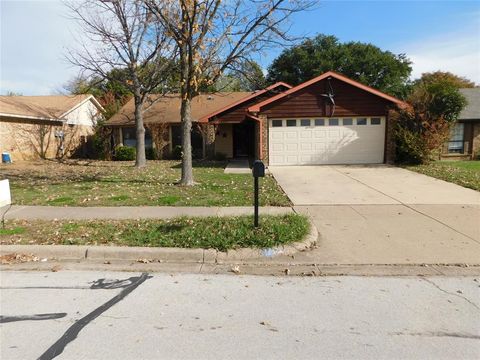 Tiny photo for 8232 Meadowbrook Drive, Watauga, TX 76148 (MLS # 21098290)