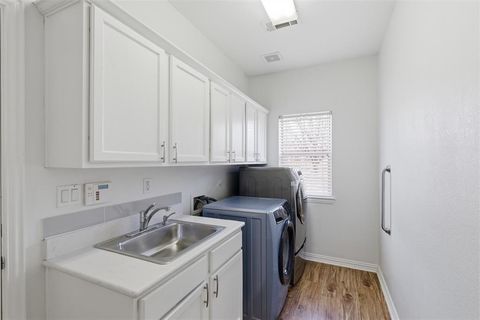 Tiny photo for 8925 Crestview Drive, Denton, TX 76207 (MLS # 21195766)