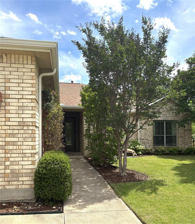 8925 Crestview Drive
