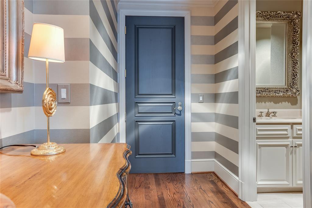 3505 Turtle Creek Boulevard 9E