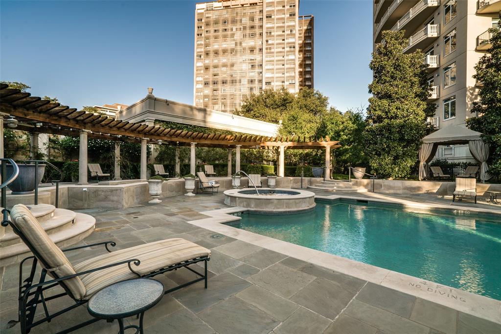 Vendome-Turtle Crk Condo - Residential