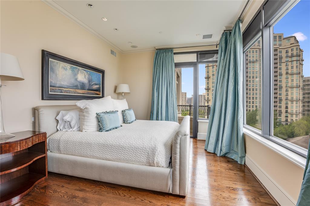 Vendome-Turtle Crk Condo - Residential