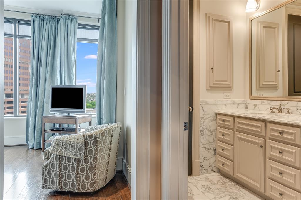 Vendome-Turtle Crk Condo - Residential