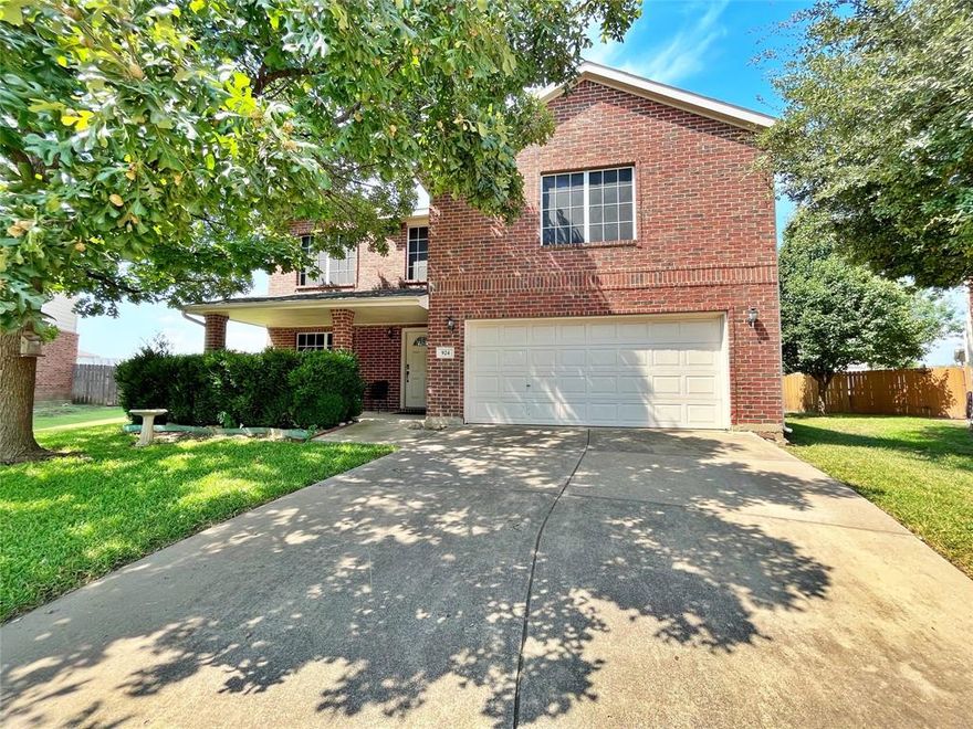 Welcome to 924 Rock Dove Circle where space and comfort meet everyday convenience. Perfectly situated in the highly desirable Eagle Mountain-Saginaw ISD, this home offers access to top-rated schools, scenic walking trails, and nearby Eagle Mountain Lake for weekends filled with boating, fishing, and lakeside dining. You’ll love being minutes from Alliance Town Center, Presidio Towne Crossing, and a wide variety of shopping, dining, and entertainment options, while still enjoying the tranquility of a quiet neighborhood. With easy access to Loop 820 and I-35W, you’re only a short drive to all that downtown Fort Worth has to offer.

Inside, this spacious 5-bedroom, 3-bathroom home is designed for both relaxation and entertainment. The open layout includes a huge gameroom, a massive master suite with double vanity, and a two-car garage for convenience. Outside, enjoy the large backyard with a sprinkler system, perfect for gatherings, pets, or a future pool.

This home is priced to sell quickly and ready for its next owner. The seller will be reviewing all offers as soon as they are received submit yours today! 


Buyer and buyer’s agent to verify schools and square footage.
