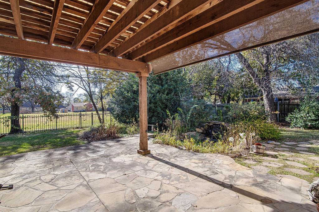 Woodcrest - Residential