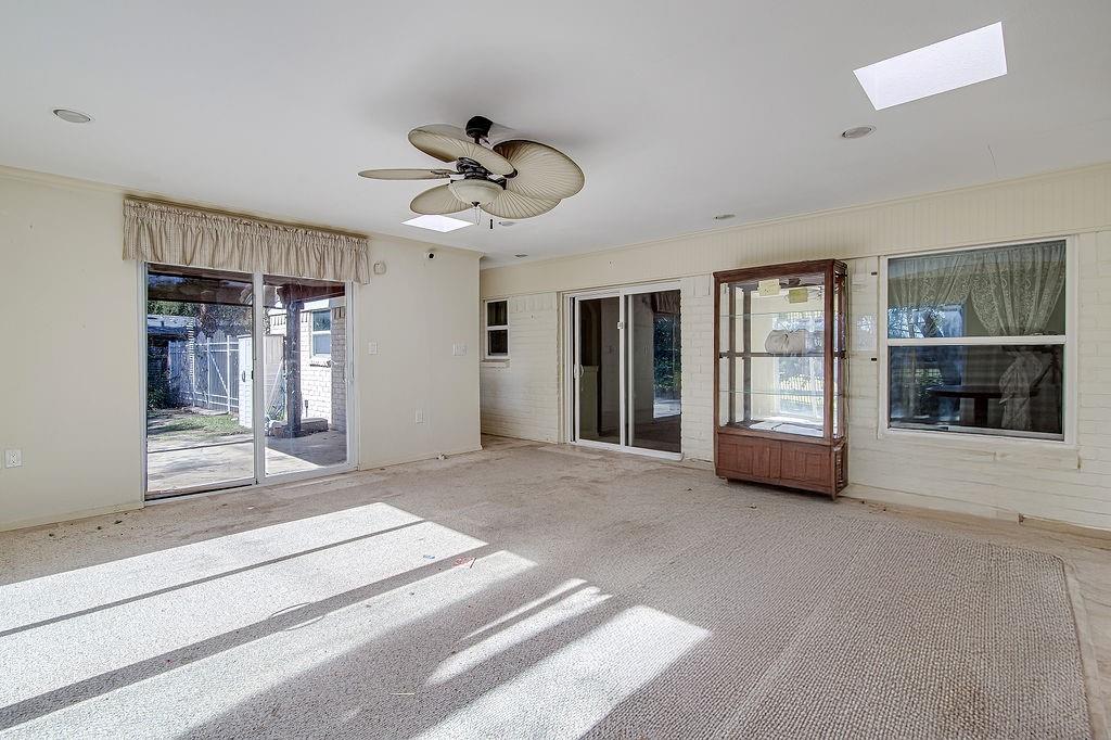 Woodcrest - Residential