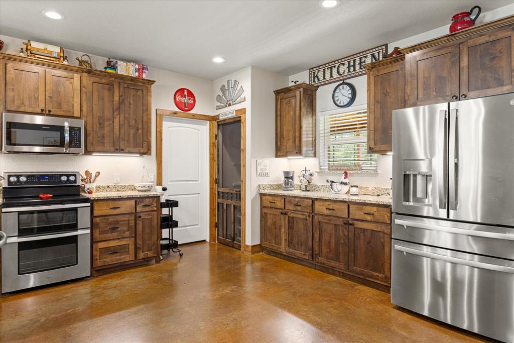 A0611 PERRY DUECALION A & A0612 D A PERRY; - Residential