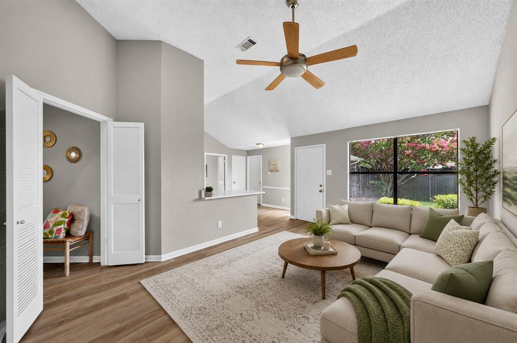 1412 Clover Drive
