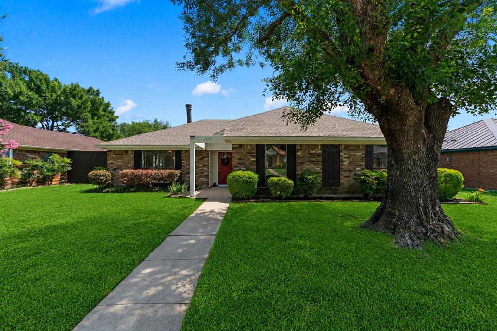 1412 Clover Drive