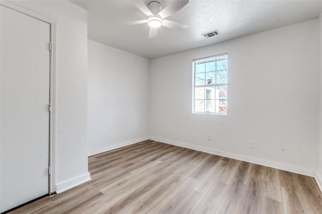 Deerpath Village 05 - Residential