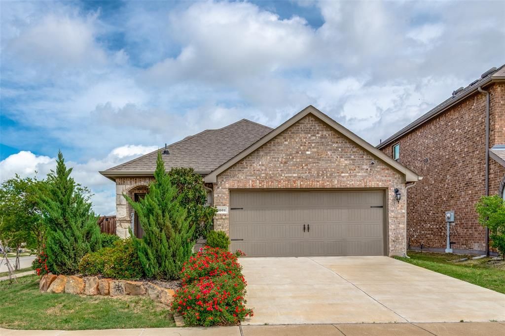 Photo of 3001 Glazner Drive, Mesquite, TX 75126 (MLS # 21228291)
